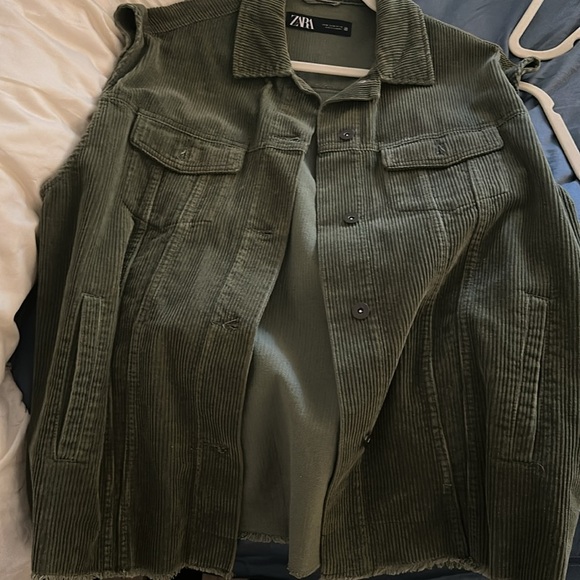 Corduroy vest - Picture 2 of 2